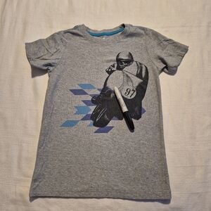 Tea Collection boys size XL or 12 gray short sleeve shirt GUC faint mark